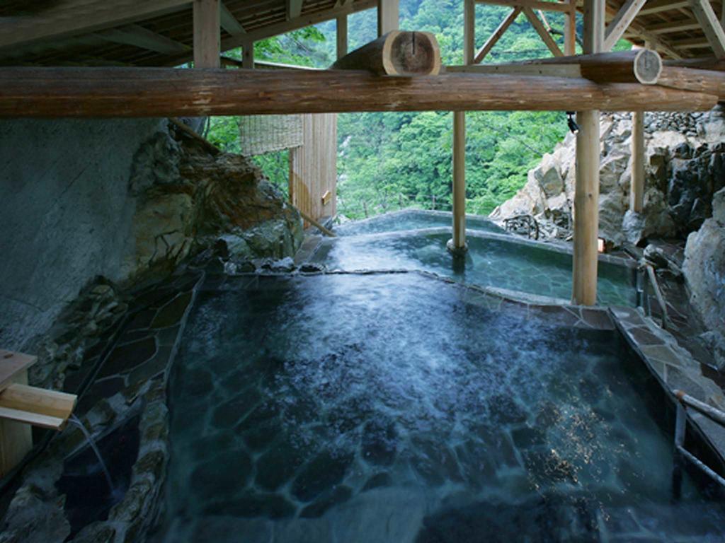 Ookawaso Hotel Aizuwakamatsu Buitenkant foto