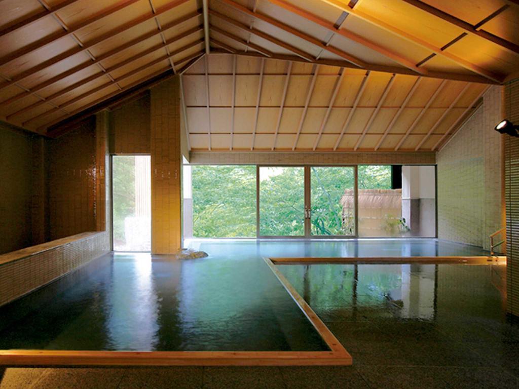 Ookawaso Hotel Aizuwakamatsu Buitenkant foto