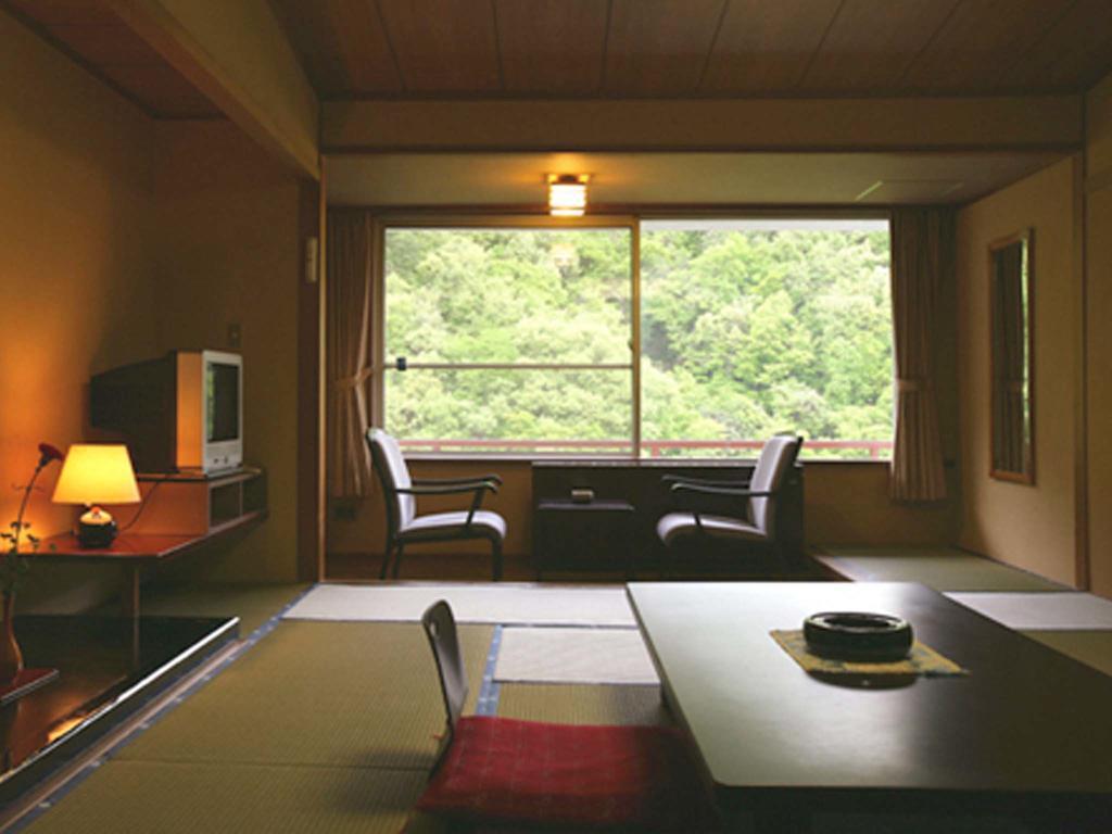 Ookawaso Hotel Aizuwakamatsu Kamer foto